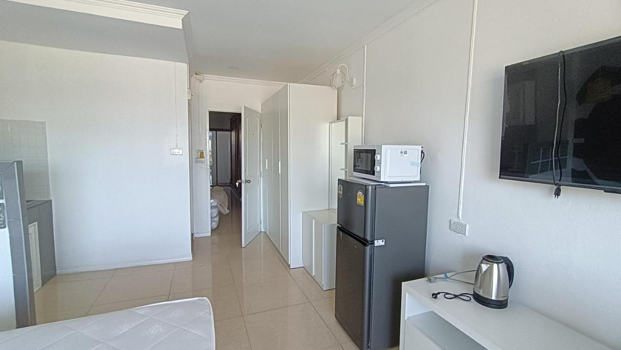Boho Rent A Room Bãi biển Jomtien Ngoại thất bức ảnh